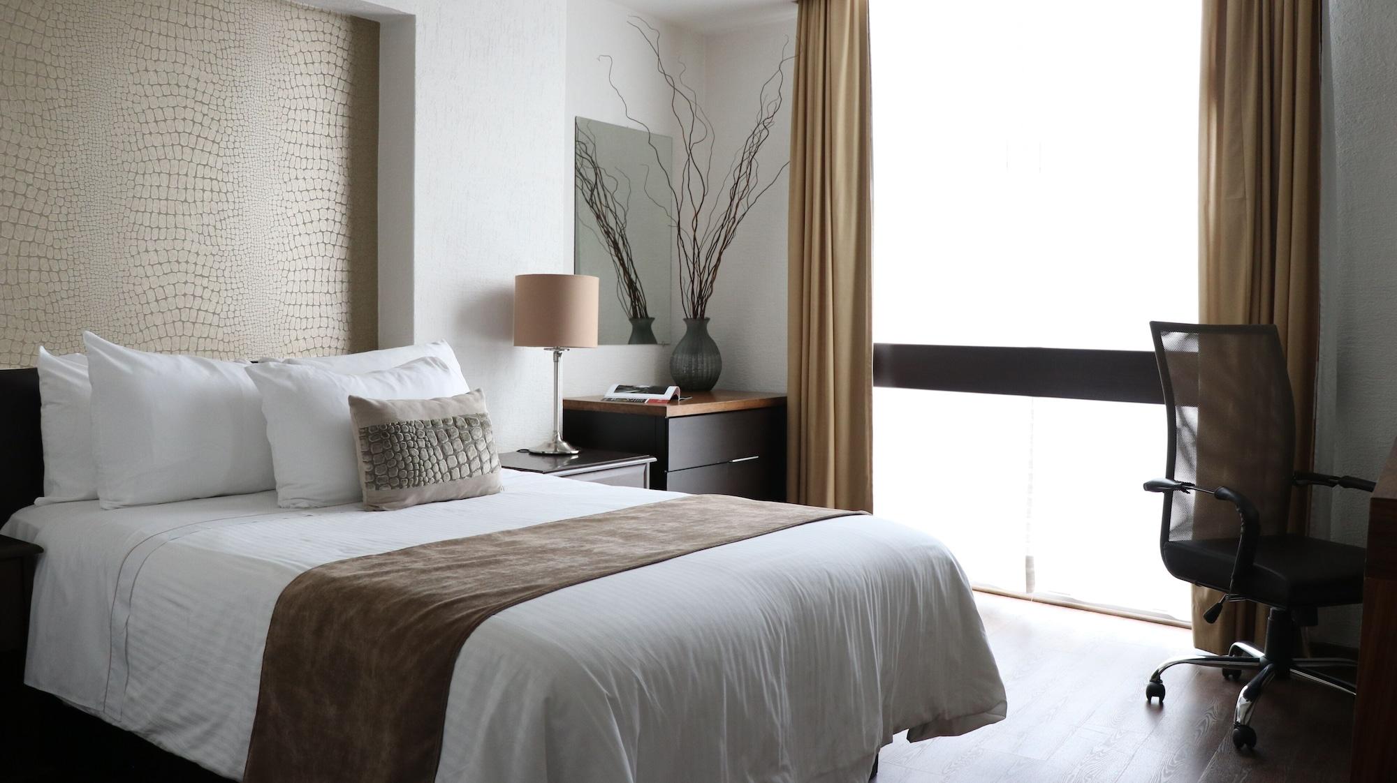 Meson Ejecutivo Guadalajara Minerva - Av Mexico Hotel ภายนอก รูปภาพ
