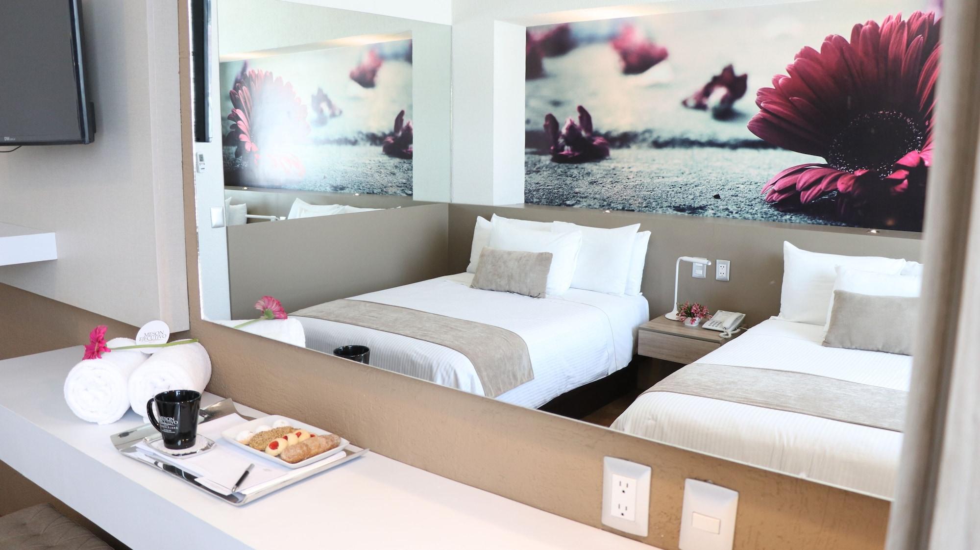 Meson Ejecutivo Guadalajara Minerva - Av Mexico Hotel ภายนอก รูปภาพ