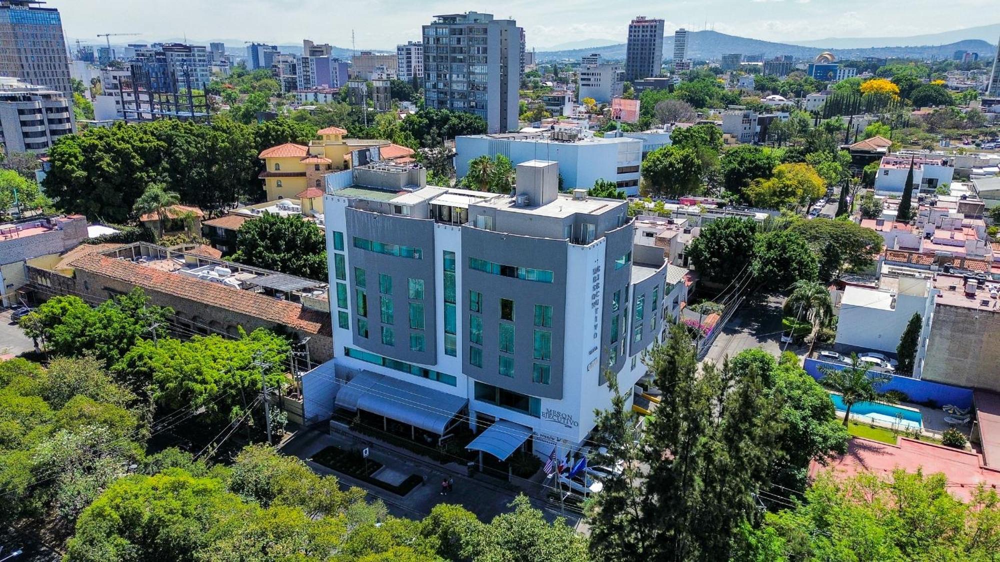 Meson Ejecutivo Guadalajara Minerva - Av Mexico Hotel ภายนอก รูปภาพ