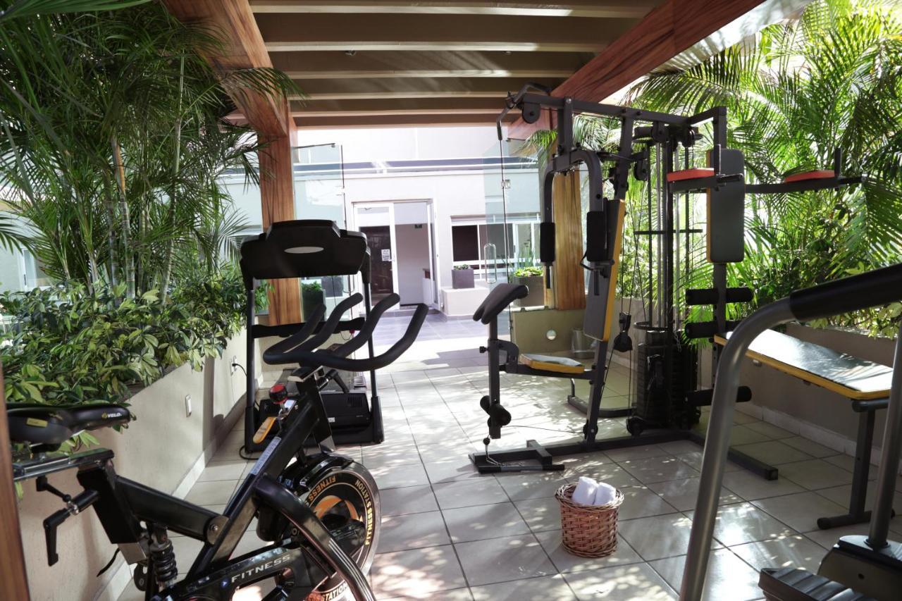 Meson Ejecutivo Guadalajara Minerva - Av Mexico Hotel ภายนอก รูปภาพ