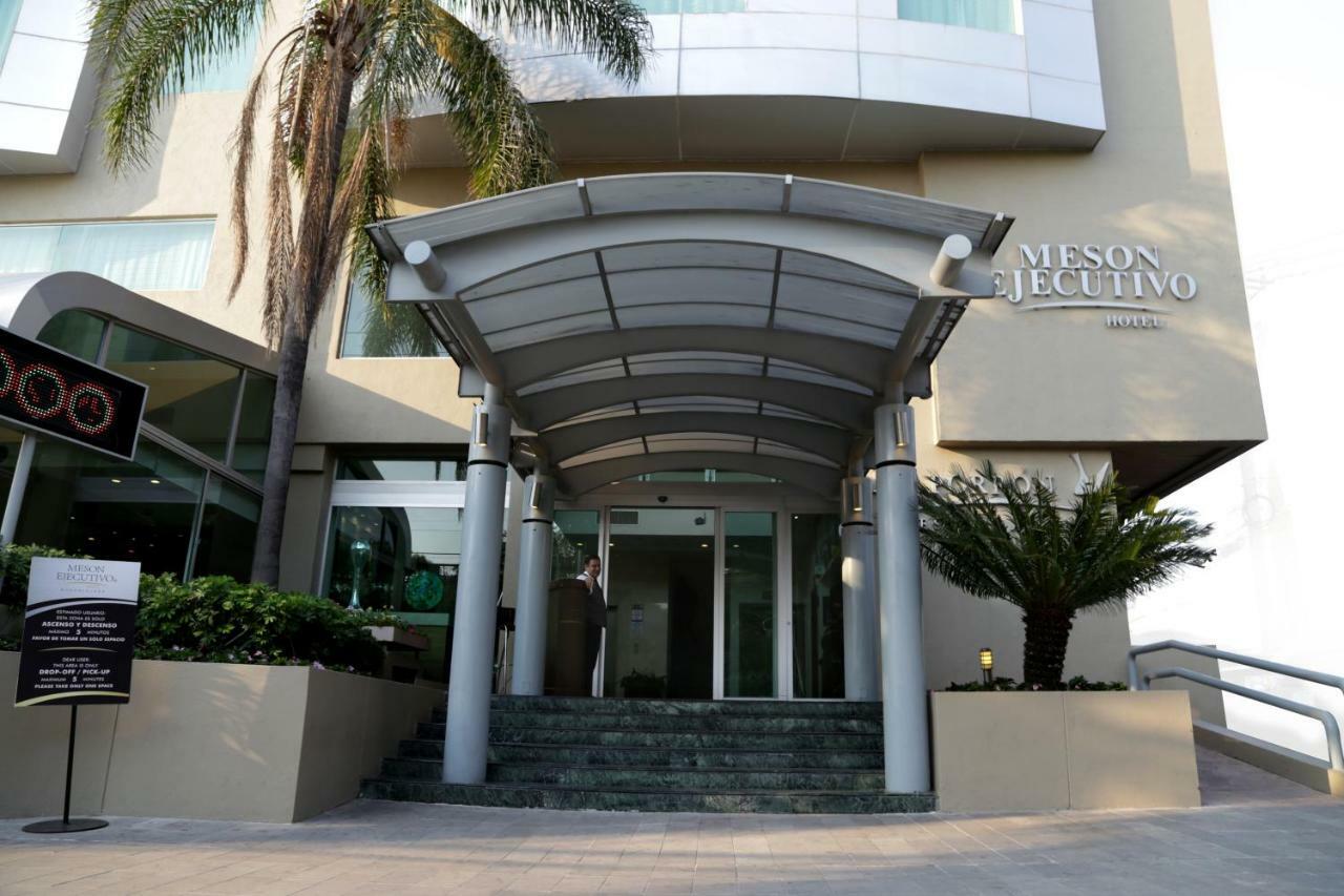 Meson Ejecutivo Guadalajara Minerva - Av Mexico Hotel ภายนอก รูปภาพ